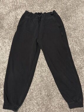 Lululemon Sweat Pants Women’s Size 8 Black Jogger Sweatpants